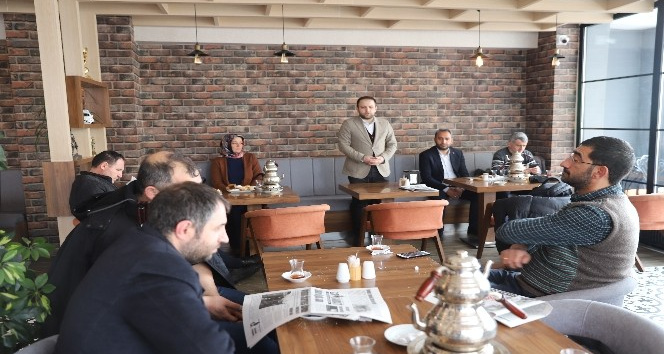 AK Parti Ardahan İl Başkanı Koç, basın mensuplarıyla bir araya geldi