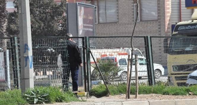 Kızıltepe çevre yolundaki korkulukları kırarak vatandaşların hayatını hiçe sayıyorlar