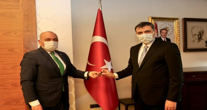 Tarlada bulunan 3500 yıllık Hitit mührü Çorum Müzesi’ne kazandırıldı