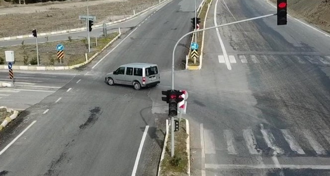 Jandarmadan drone ile trafik denetimi