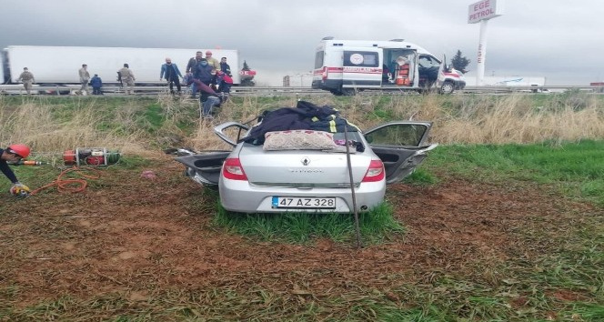 Mardin’de otomobil ile tır çarpıştı: 5 yaralı