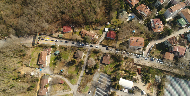 Güneşli havayı gören vatandaşlar kısıtlamanın ikinci haftasında Belgrad Ormanına akın etti