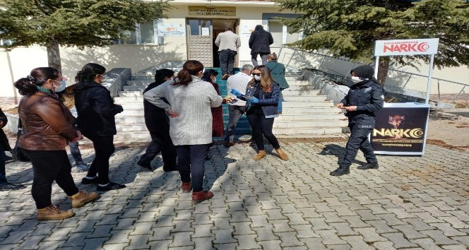 Kahramanmaraş’ta anneler uyuşturucuya karşı bilgilendirildi