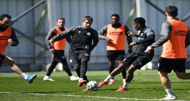 Konyaspor, Kasımpaşa maçı hazırlıklarını sürdürdü