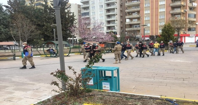 78 yaşındaki adamı darp ederek öldüren 5 kişi yakalandı