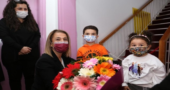 Nevşehir Valisi Becel, haftaya okul ziyaretleri ile başladı