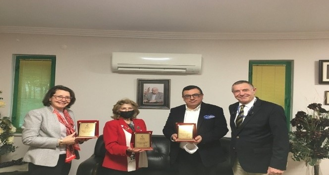 Atılkan Ailesi’nden MCBÜ Hafsa Sultan Hastanesi’ne bağış