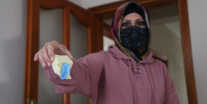 Marketten aldığı peynirin içinden çıkan şoke etti