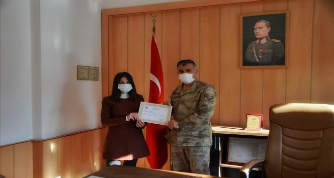 Başarıları ödüllendirildi