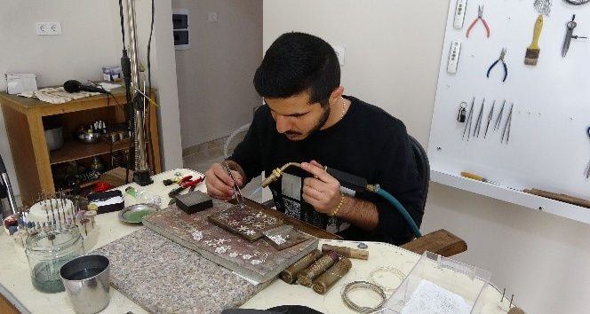 Mardin telkarisi genç ustasının elinde canlanıyor