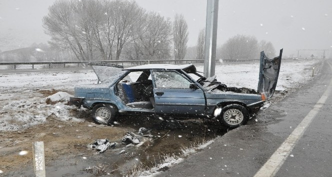 Sorgun’da iki farklı trafik kazası: 1 ölü, 5’i öğretmen 6 yaralı