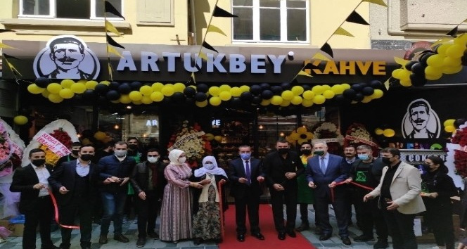 Artukbey kahvenin Beyoğlu şubesi açıldı