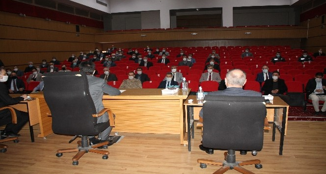 Midyat Kaymakamı Dundar muhtarlar toplantısına başkanlık yaptı