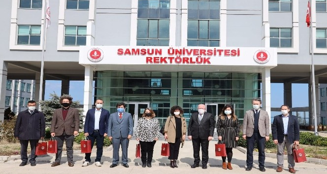 SAMÜ’de akademisyenlere başarı ödülleri verildi