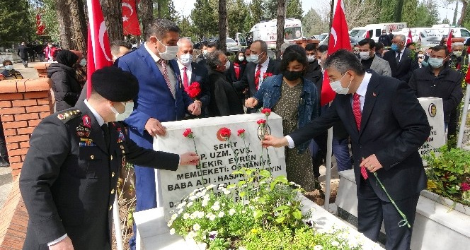 Çanakkale şehitleri Osmaniye’de dualarla anıldı