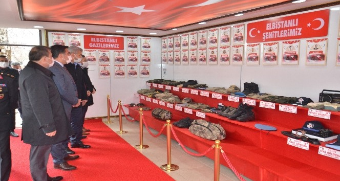 Şehitlerin emanetleri müzede sergileniyor