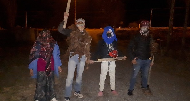 Tuzluca’da Köseler geleneği ile vatandaş moral buldu