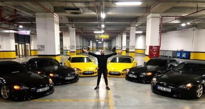 Özer İldirim, iş hayatındaki stresi spor araba hobisiyle atıyor