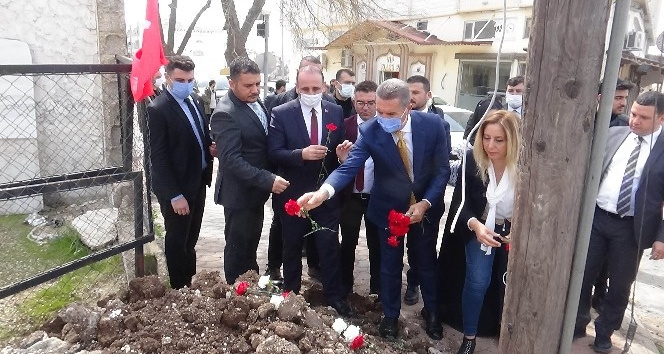 Sarıgül, Kilis’te roket düşen bölgede incelemelerde bulundu, güvercin uçurdu