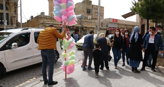 ’Mavi kent’ Mardin’deki turizm hareketliliği esnafın yüzünü güldürdü