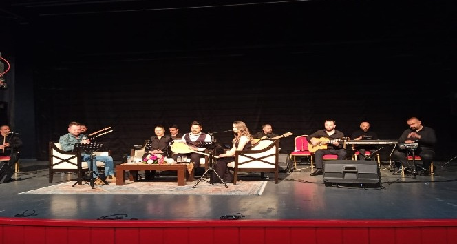 Pandemi konserinde Aşık Veysel unutulmadı