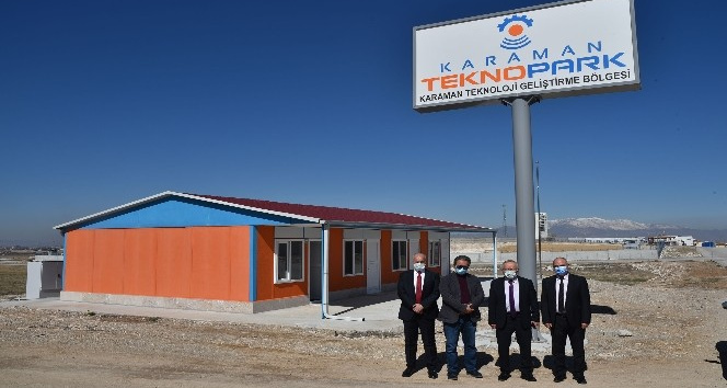 Rektör Ak, Karaman Teknopark’ta incelemelerde bulundu
