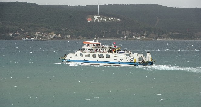 Bozcaada ve Gökçeada seferlerine fırtına engel