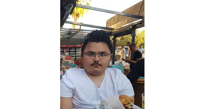 21 yaşındaki genç doğum gününde kalbine yenik düştü