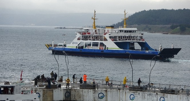 Çanakkale’de fırtına beklentisiyle ada seferleri yapılamıyor