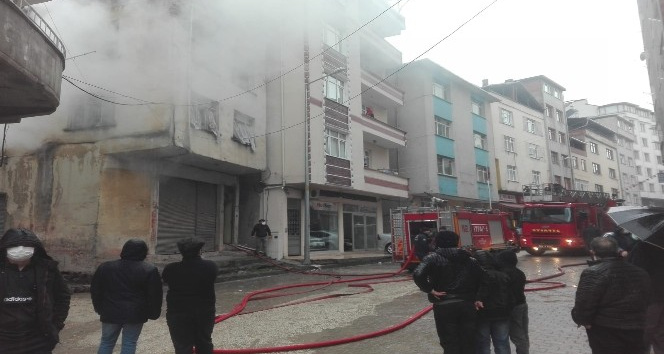 Ordu’da korkutan ev yangını