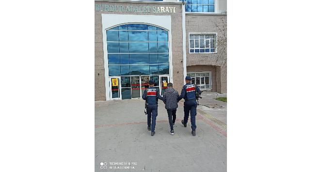 ’Kimliğin teröristlerin eline geçti’ deyip dolandırdılar