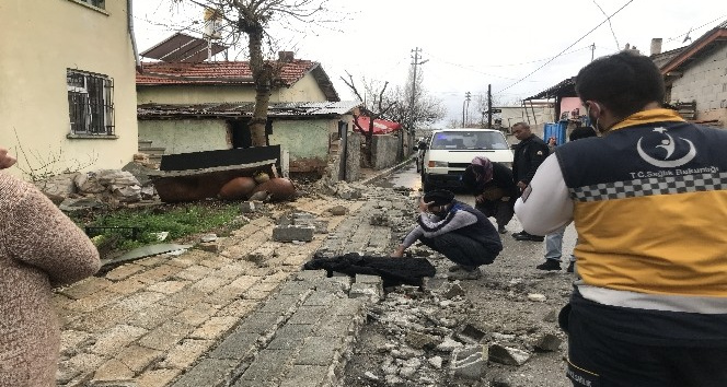 Konya’da çöken duvarın altında kalan 5 yaşındaki çocuk öldü
