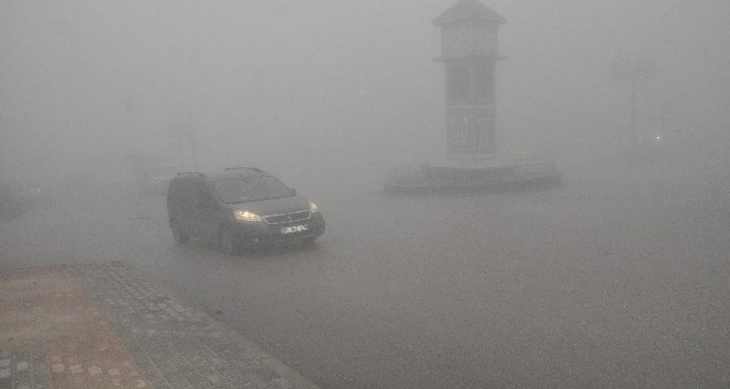 Şırnak’ta yoğun sis hayatı felç etti
