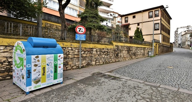 Altınordu’da atık malzemeler ekonomiye kazandırılıyor