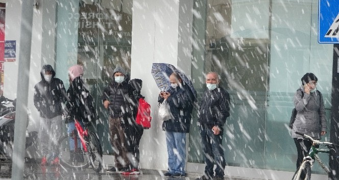 Çanakkale’de kar yağışı başladı