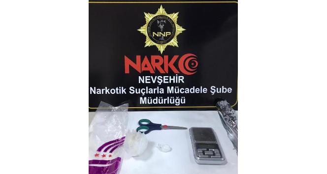 Afgan uyruklu uyuşturucu taciri tutuklandı