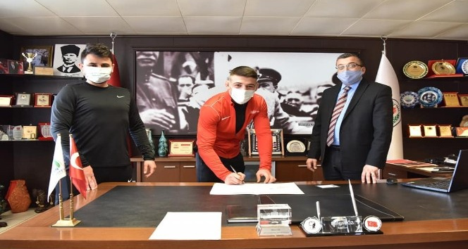 Çan Belediyesi güreş kulübüne yeni transfer