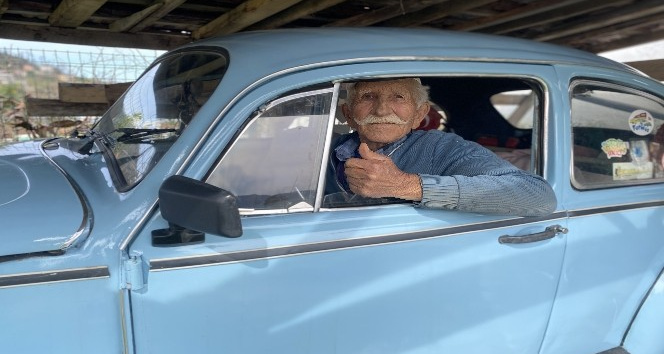 85 yaşındaki Altan dedenin vosvos aşkı