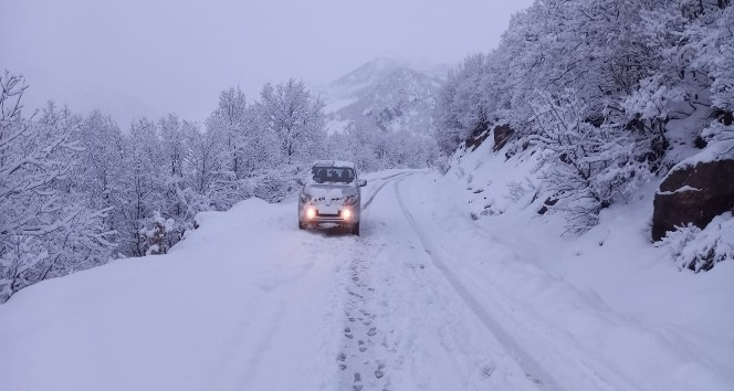 Tunceli’de kar 138 köy yolunu ulaşıma kapattı