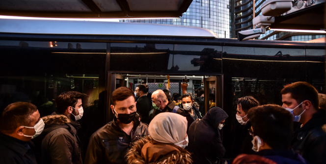 İstanbul'da toplu taşımada pes dedirten yoğunluk