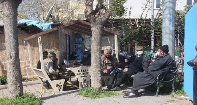 Kırmızı kategoriye geçen Kilis’te tedbirlere uyulmuyor