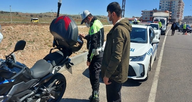 Midyat’ta droneli trafik denetimi