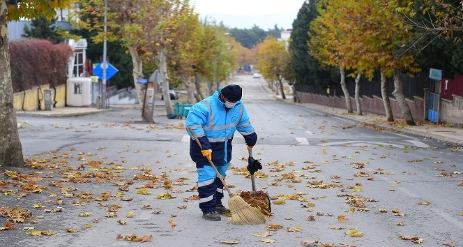 Temizlik işçisinin duyarlılığı takdir topladı