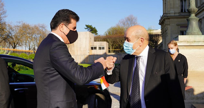 Fransa Dışişleri Bakanı Le Drian, IKBY Başkanı Barzani ile bir araya geldi