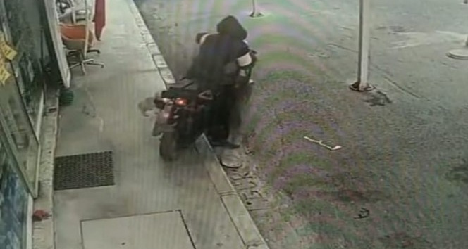 İzmir’i canından bezdiren azılı hırsız tutuklandı