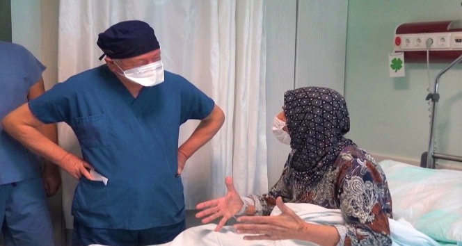 Hamile olduğunu zanneden kadının karnından 8 kiloluk kitle çıktı