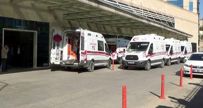 Siirt’te otomobilin çarptığı genç yaralandı