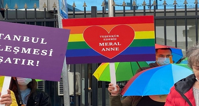 LGBT üyelerinden İYİ Parti lideri Meral Akşener’e teşekkür