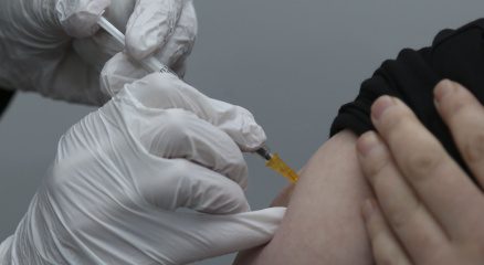 Norveçte tamamen aşılanmış 450 kişi Covid-19a yakalandı