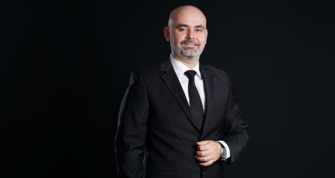 Op. Dr. Salih Onur Basat: ”Pandemi sonrası estetiğe talep arttı”